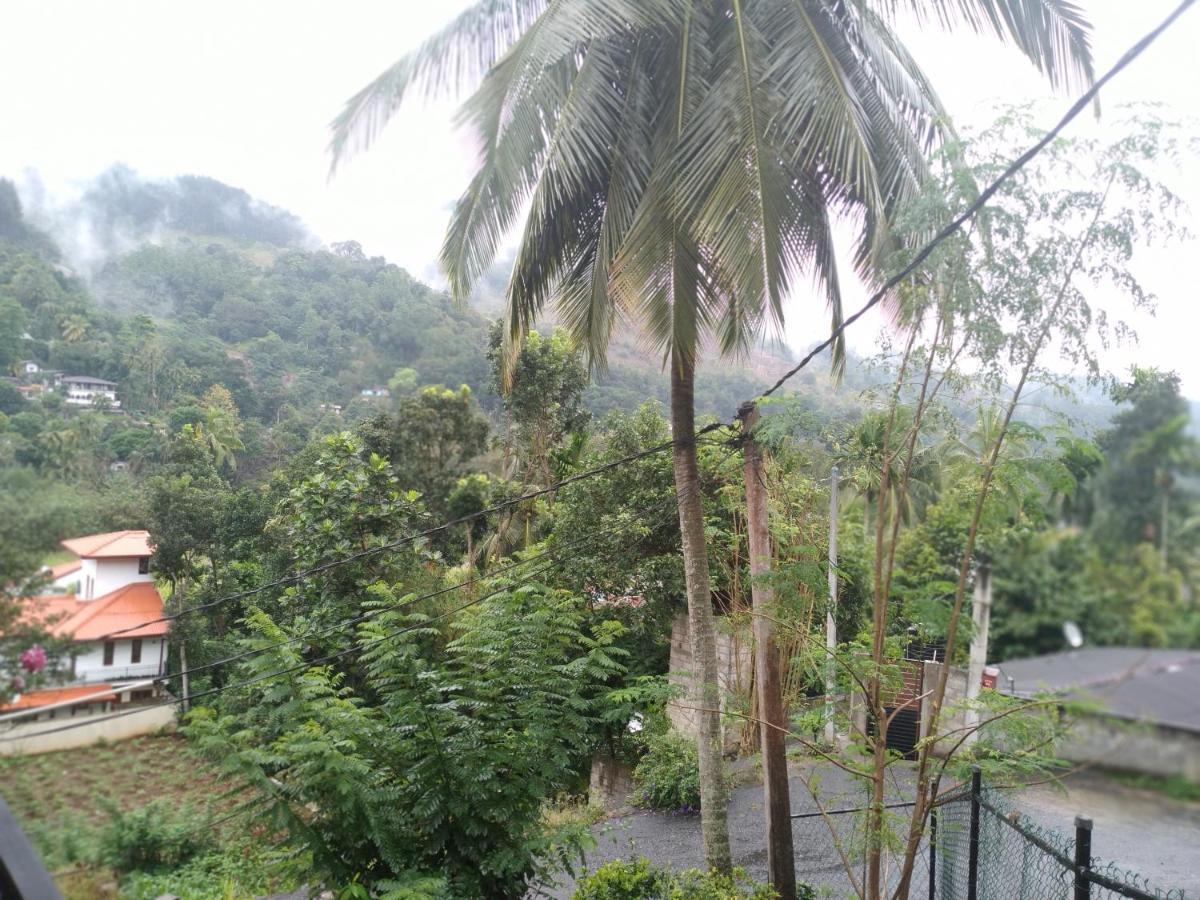 Riverview Guest Kandy Dış mekan fotoğraf